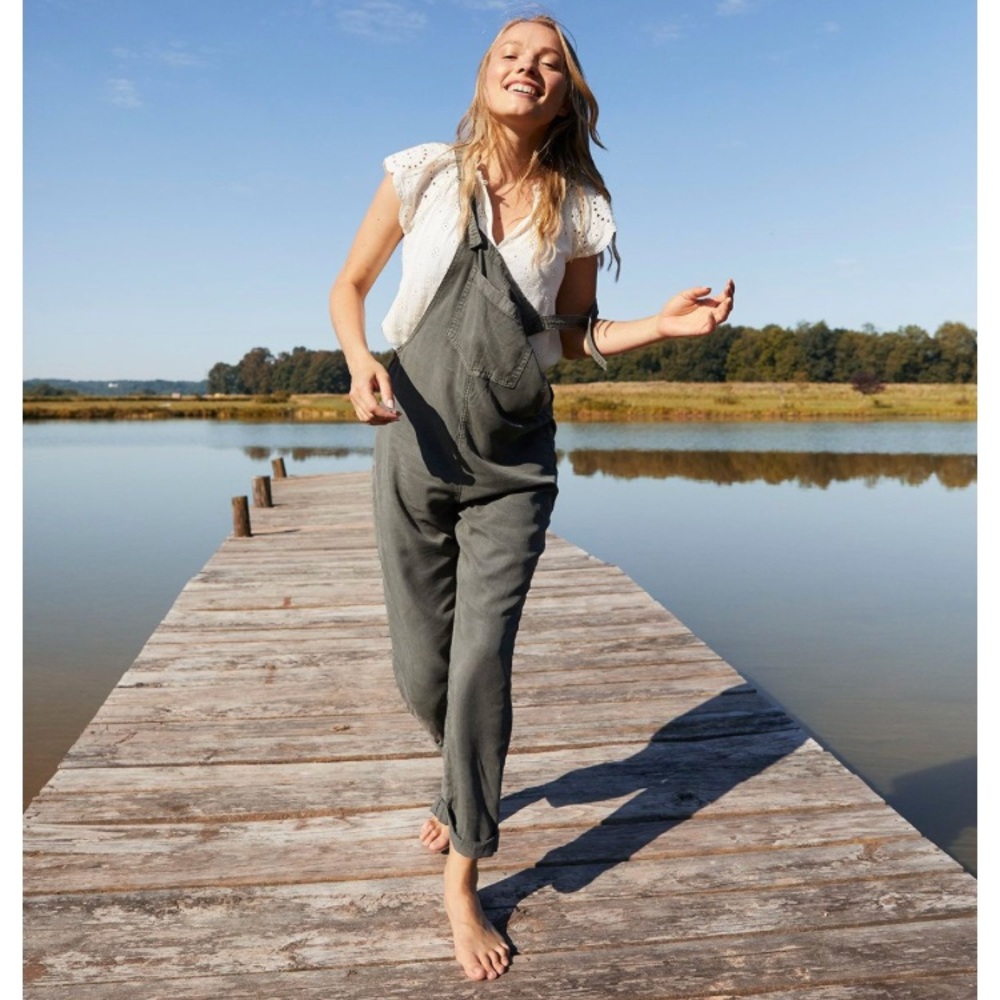 American Eagle Twill Overalls